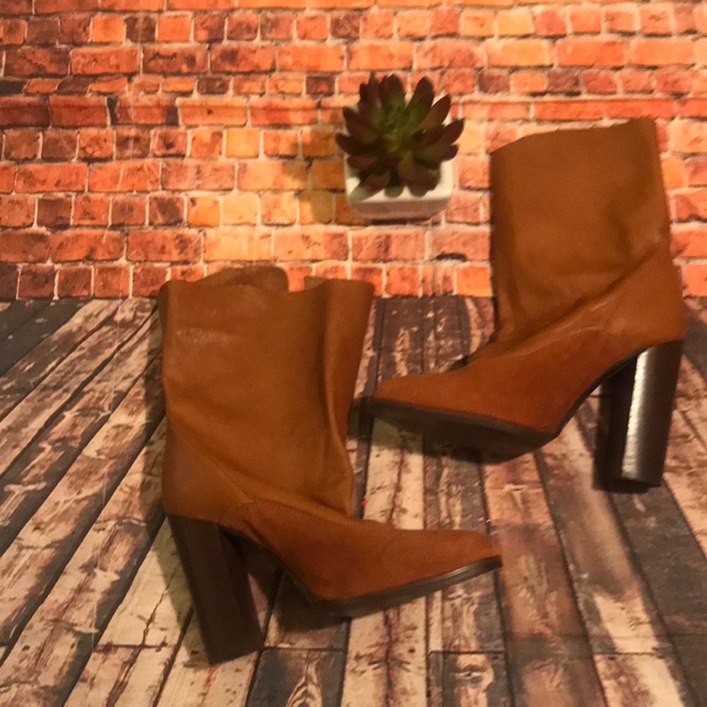 Vtg Steve Madden Coachella boho Sz.5 booties